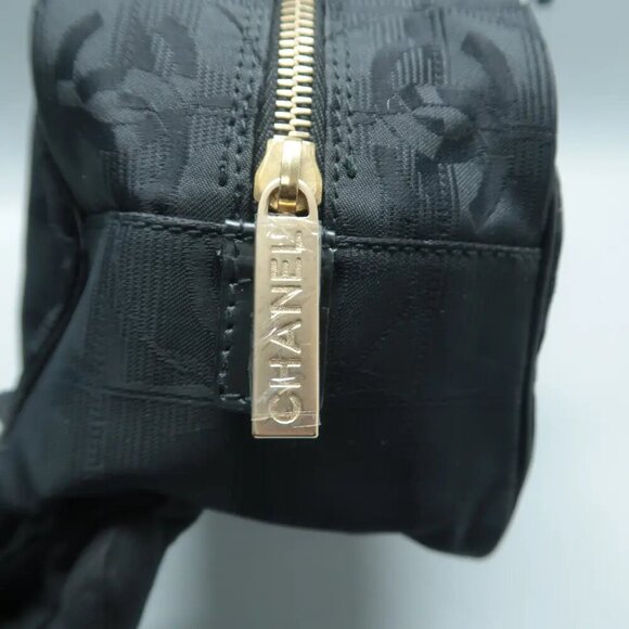 100% Authentic CHANEL Black Cloth Tote 778-112124 - Picture 10 of 12